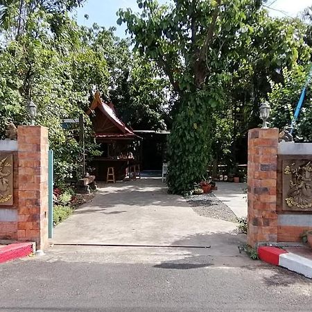 Hostel Sun Smile Ubon Ratchathani Exteriér fotografie