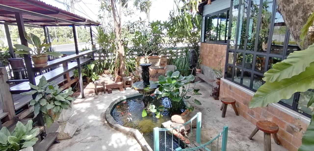 Hostel Sun Smile Ubon Ratchathani Exteriér fotografie