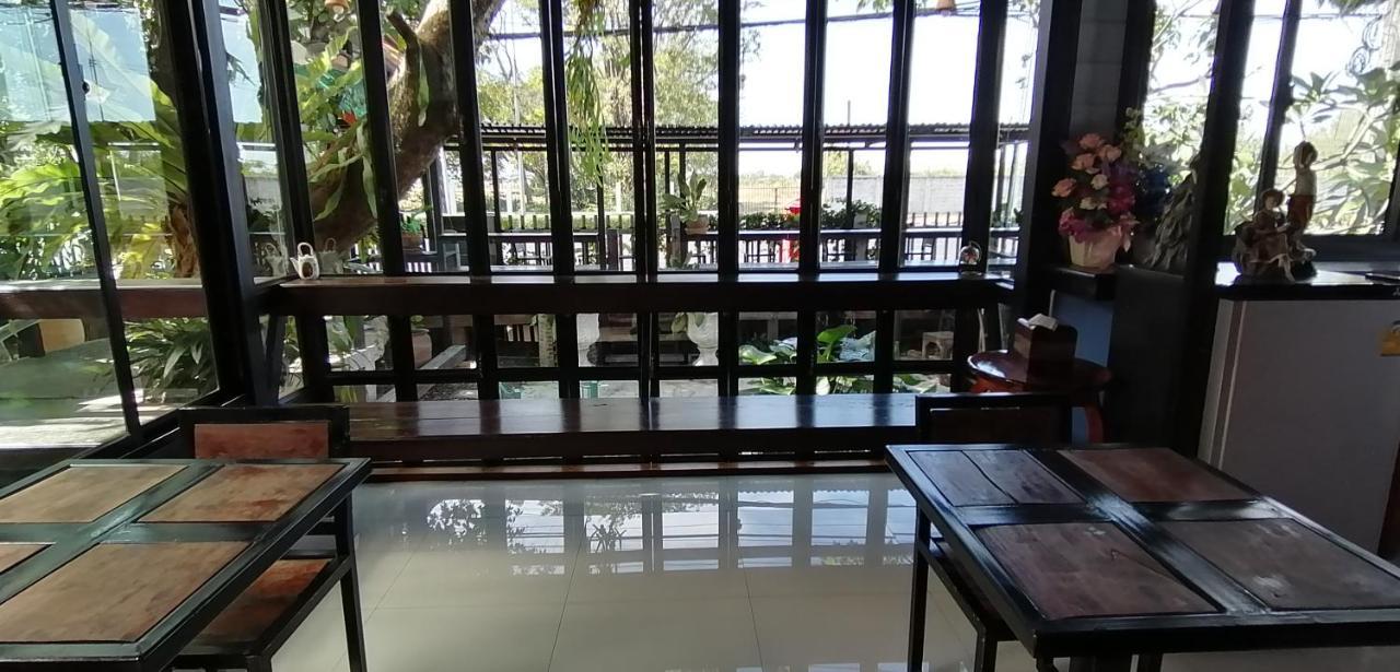 Hostel Sun Smile Ubon Ratchathani Exteriér fotografie