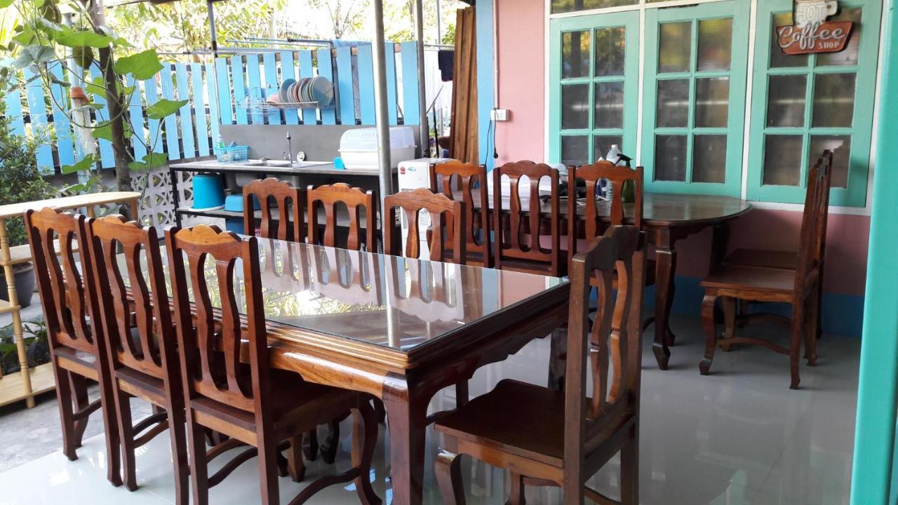 Hostel Sun Smile Ubon Ratchathani Exteriér fotografie